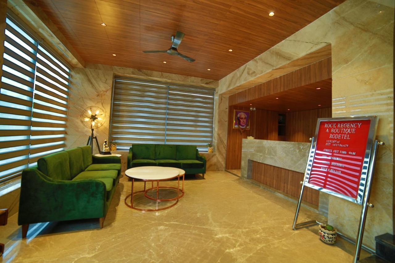 Hotel Rock Regency Mount Abu - A Boutique Rodetel ภายนอก รูปภาพ