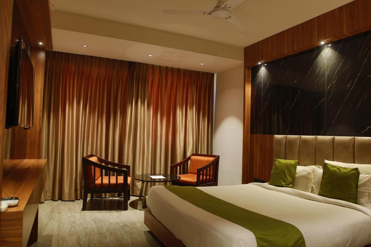 Hotel Rock Regency Mount Abu - A Boutique Rodetel ภายนอก รูปภาพ